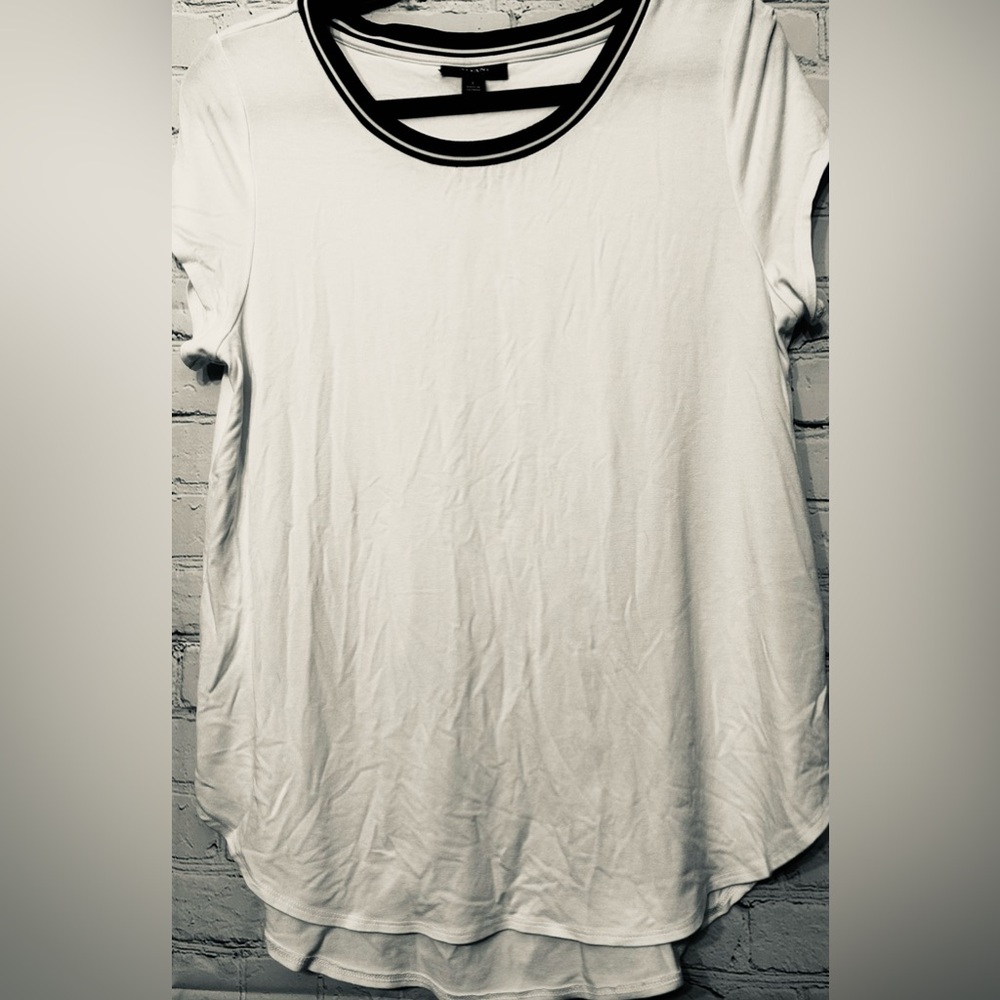 Alfani White Crew Neck Tee
